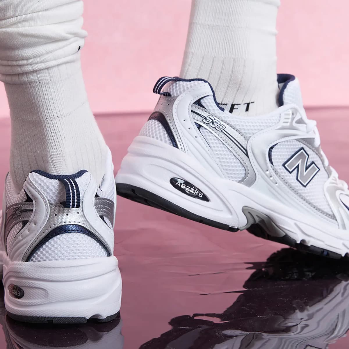 New Balance 530 White Silver Navy 9