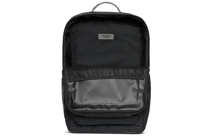Nike 27L Utility Speed Bel çantası Qara 5
