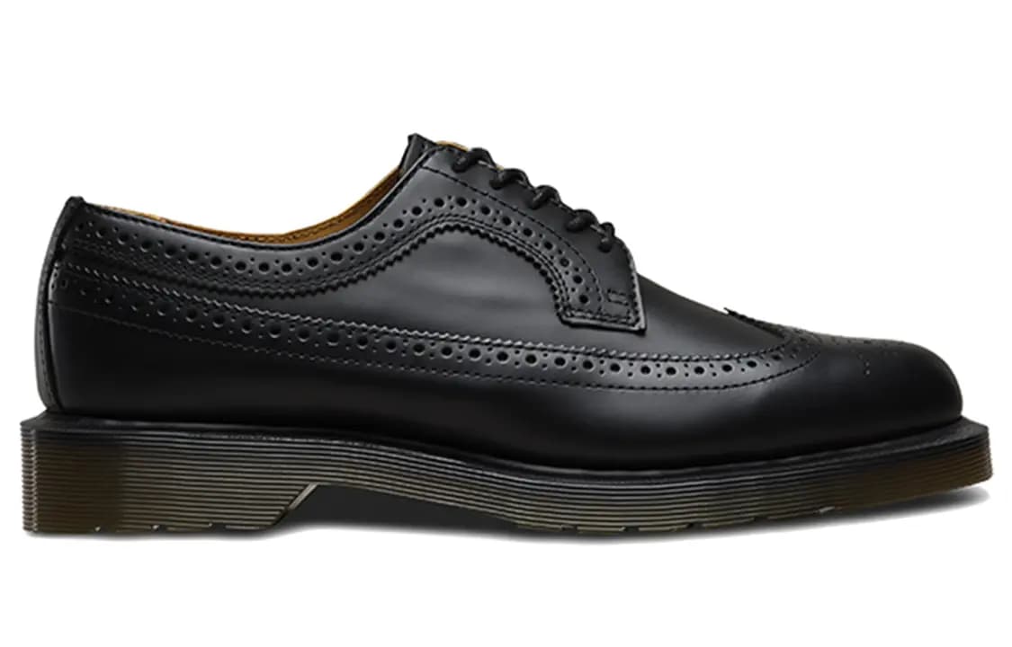 Dr.Martens 3989 Brogue Smooth Leather Qara 2