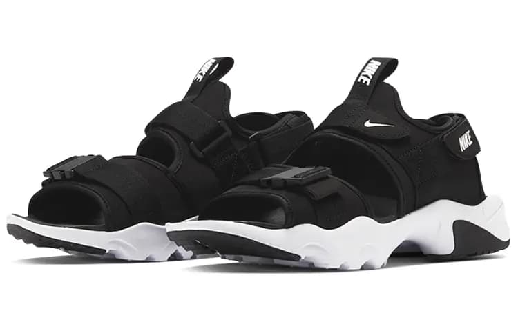 Nike Canyon Qara 3