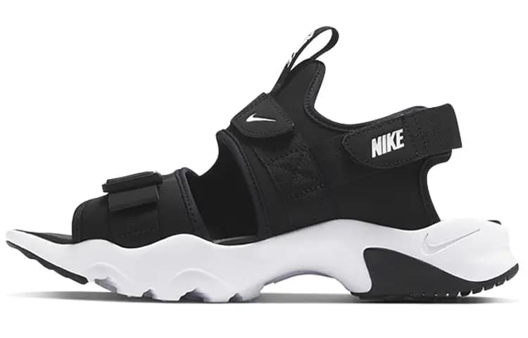 Nike Canyon Qara