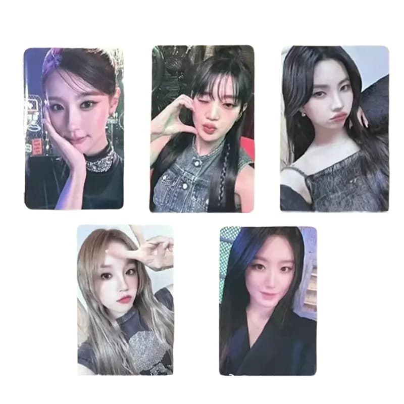 CUBE Entertainment (G)I-DLE FRANK BURGER Fotokart 6