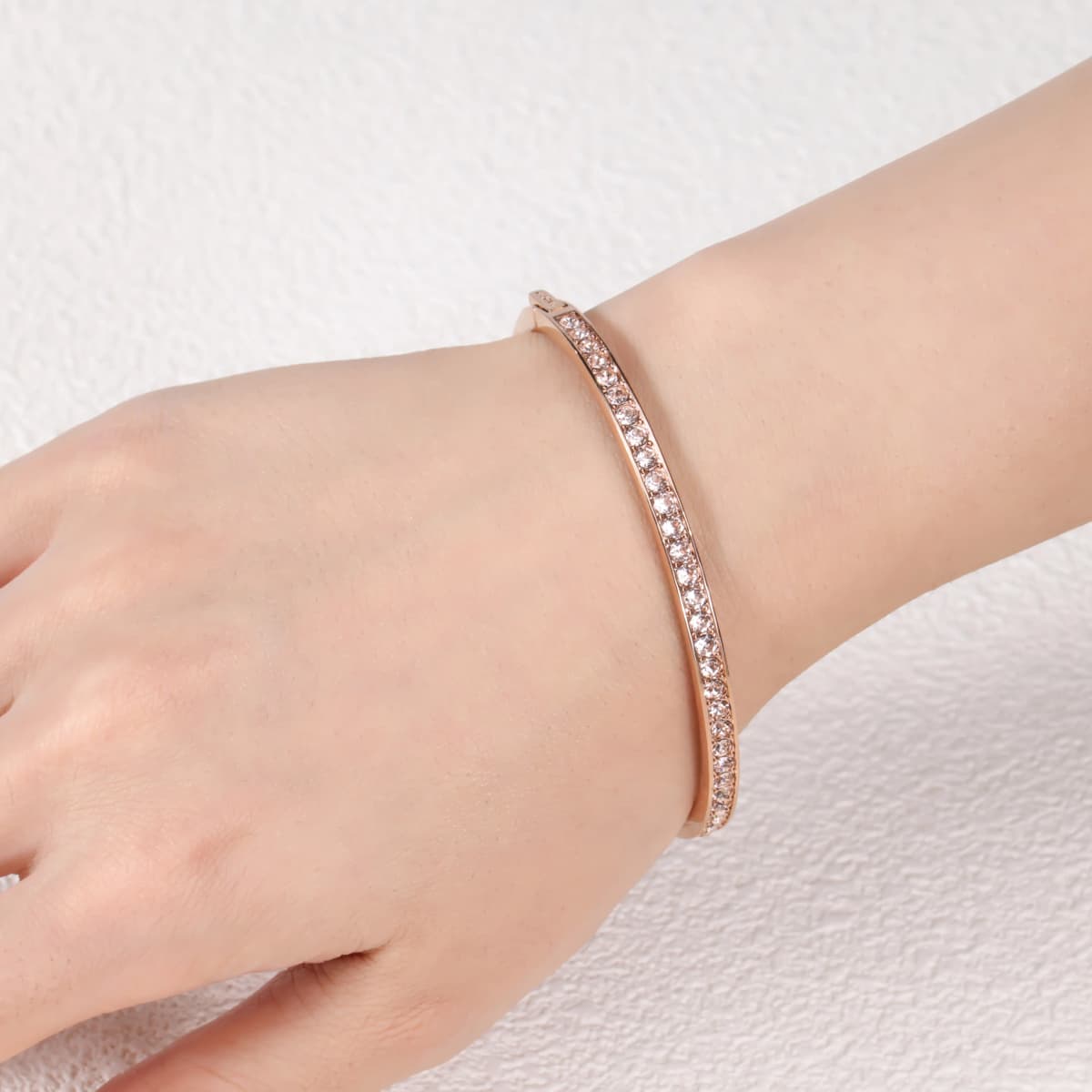 Givenchy SWAROVSKI ELEMENT CRYSTAL ROSE GOLD Qolbaq 8