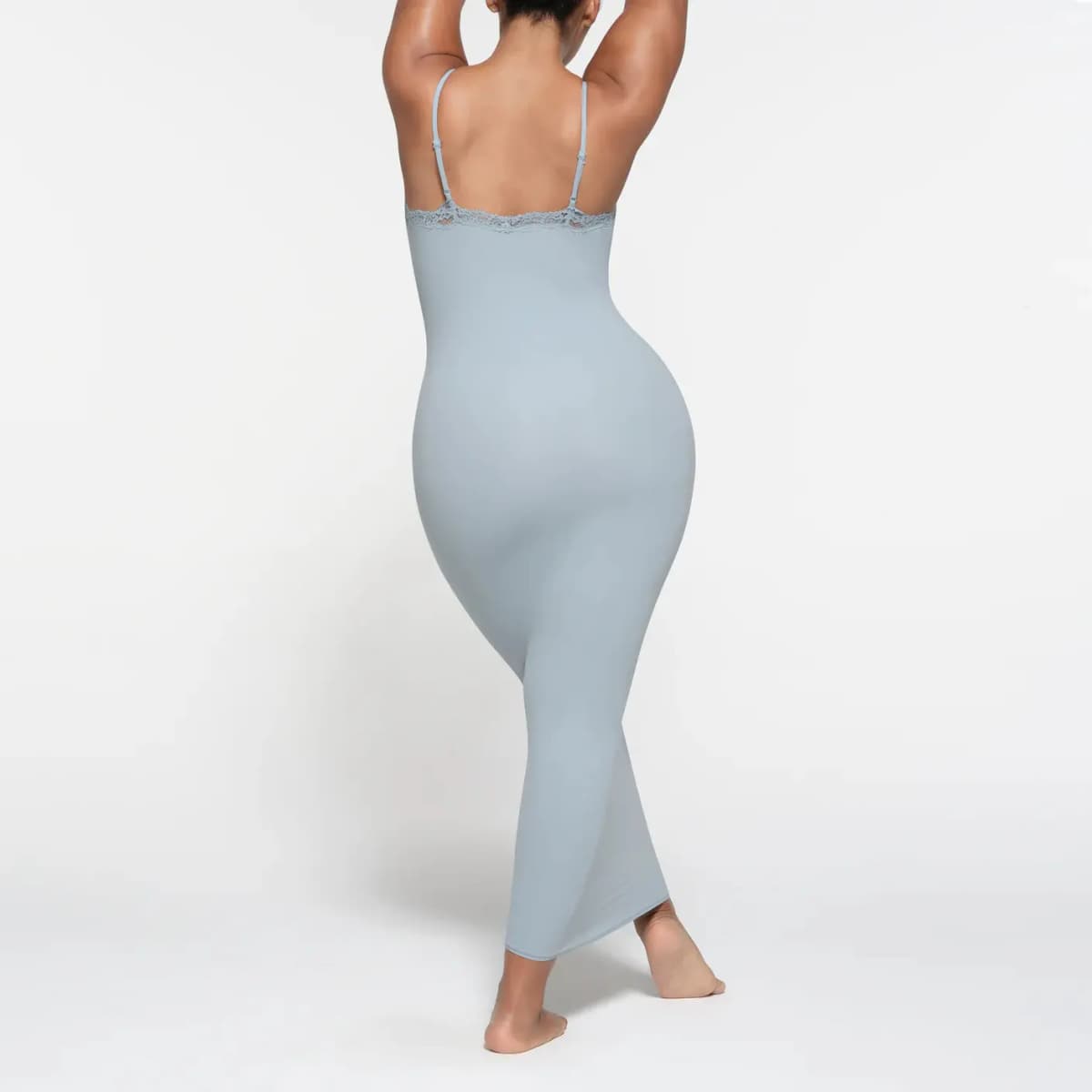 SKIMS Wedding Dress Series FITS EVERYBODY LACE LONG SLIP DRESS Qadın Donu Denim 3