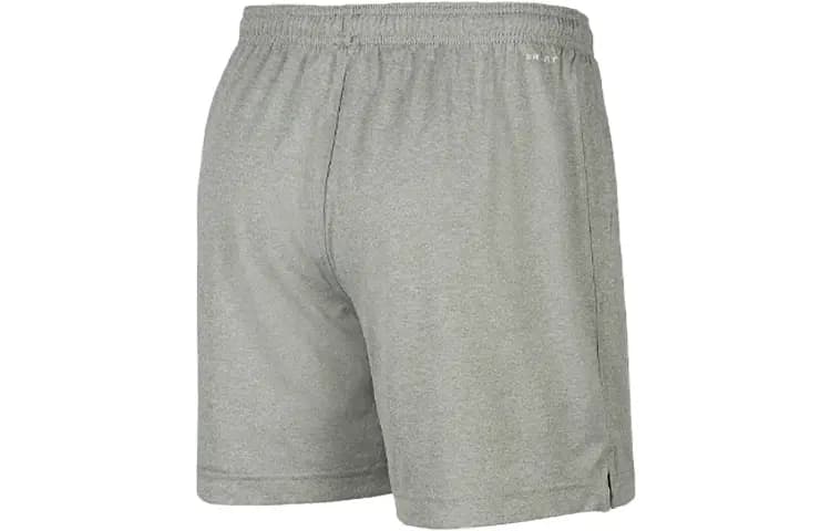 Nike Standard Issue Reversible Kişi Basketbol Şortu Qara 4
