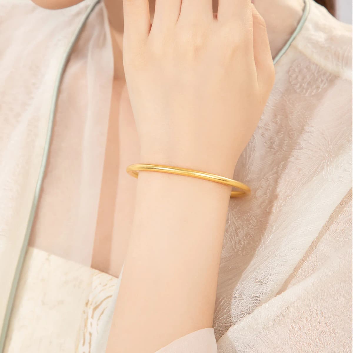 Lao Feng Xiang S999 Fine Silver Bangles Women's 8