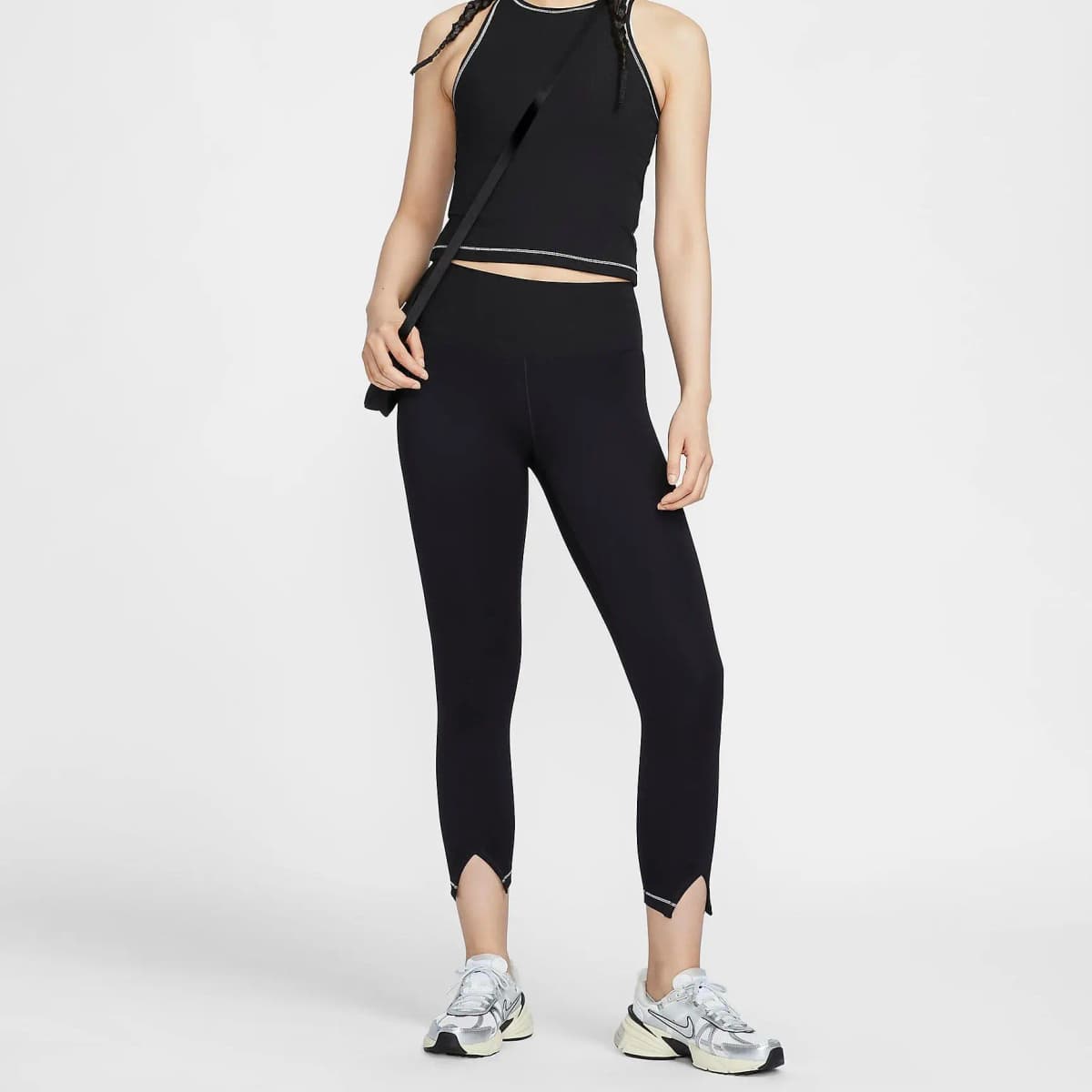 Nike Qadın Legginsi Qara 3