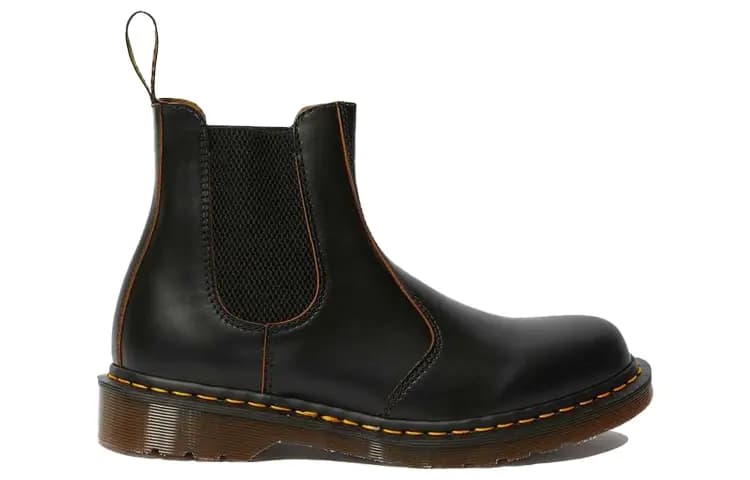 Dr. Martens 2976 Vintage Chelsea 'Black Quilon' 2