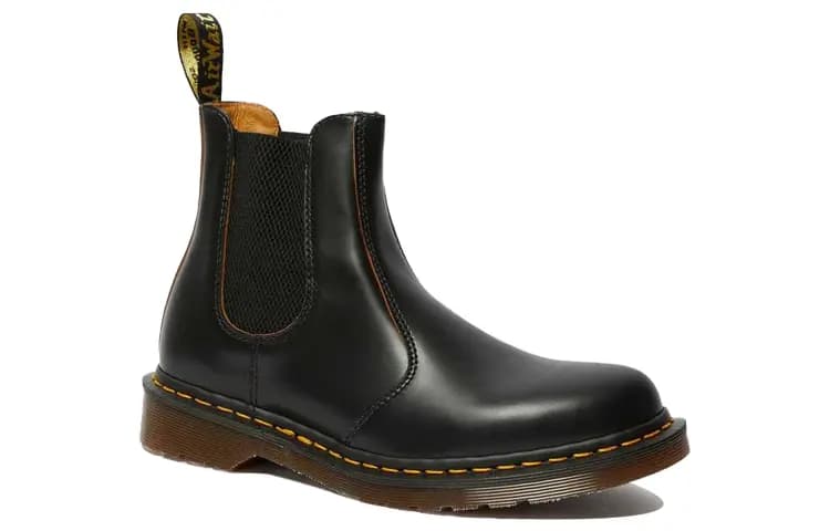 Dr. Martens 2976 Vintage Chelsea 'Black Quilon' 3