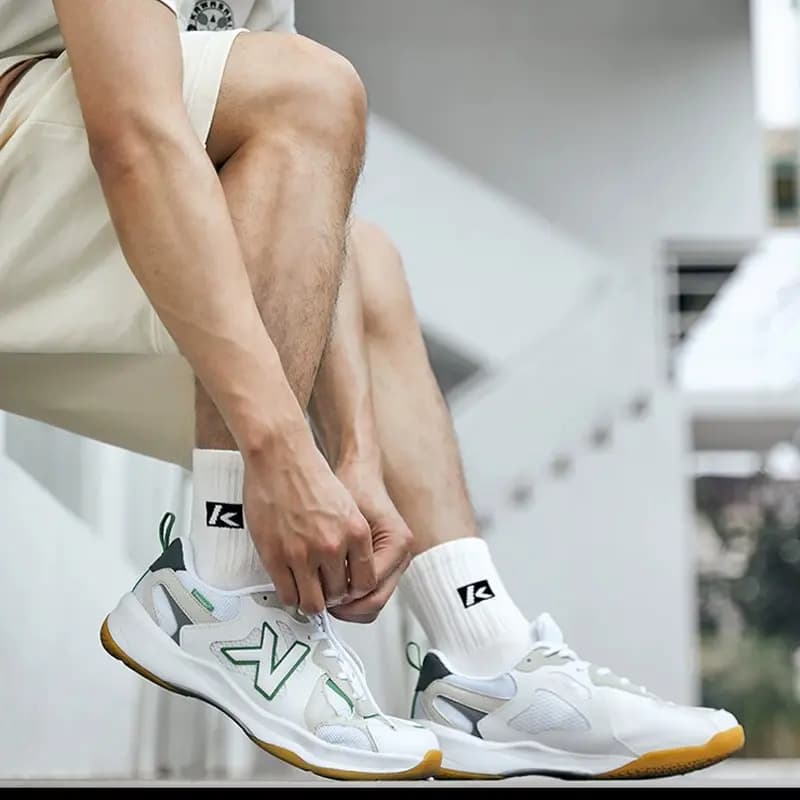 Kawasaki Glory Series Anti-Slip Wear-Resistant Breathable Coverage Low-Top Badminton Shoes Unisex 10