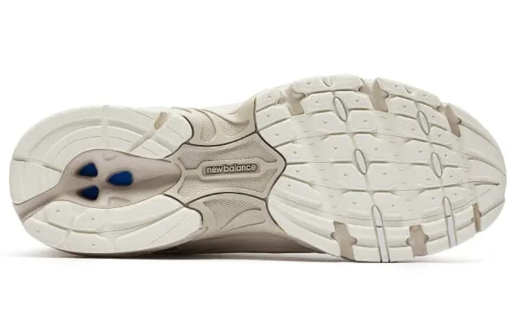 New Balance 530 Moonbeam 4