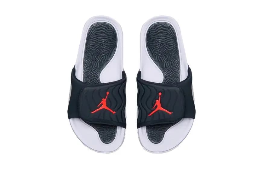 Jordan Yeniyetmə Sürüşməyən Slipper Ağ/Qara 3