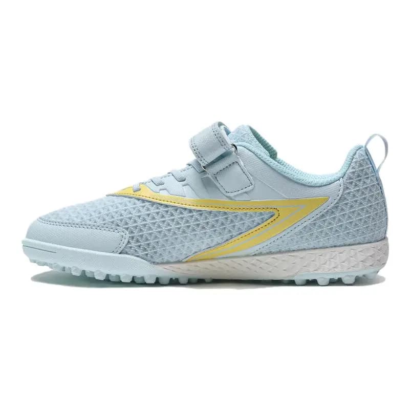 KELME Kids Cushioned Comfort Slip-Resistant Wear-Resistant Low-Top Kids Soccer Shoes Sky Blue