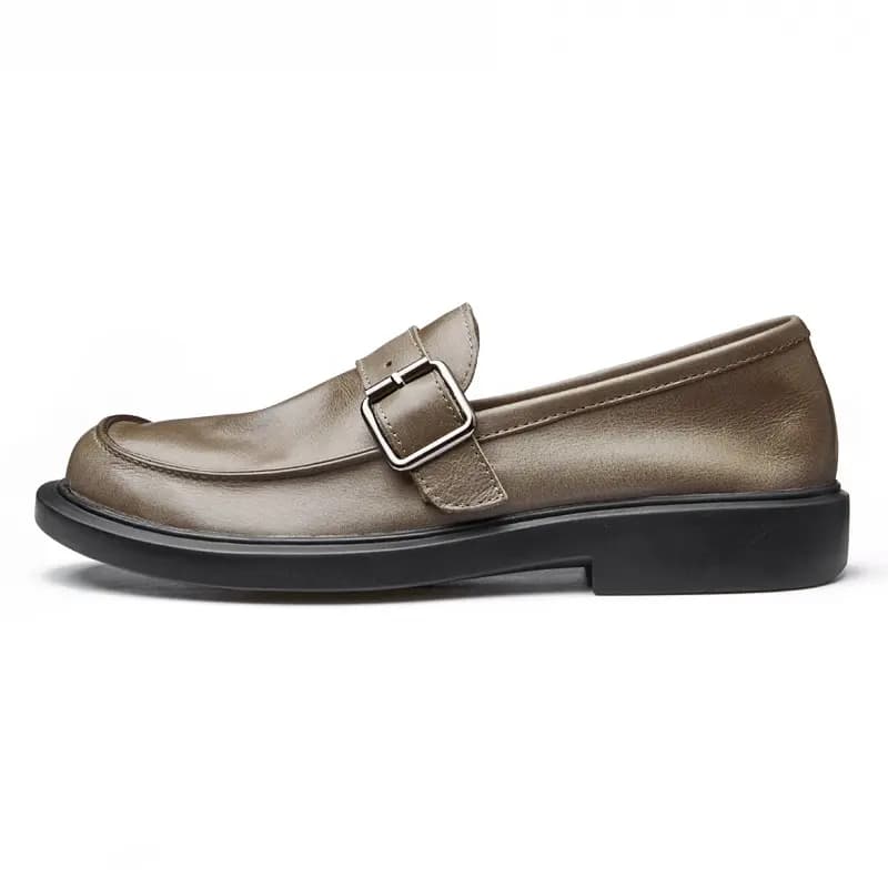 Brounvanm Loafers Men Silver