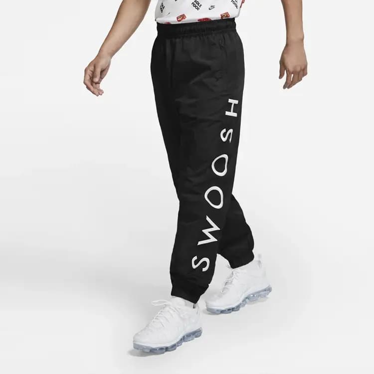 Nike Sportswear Swoosh Kişi İdman Şalvarı Qara 5
