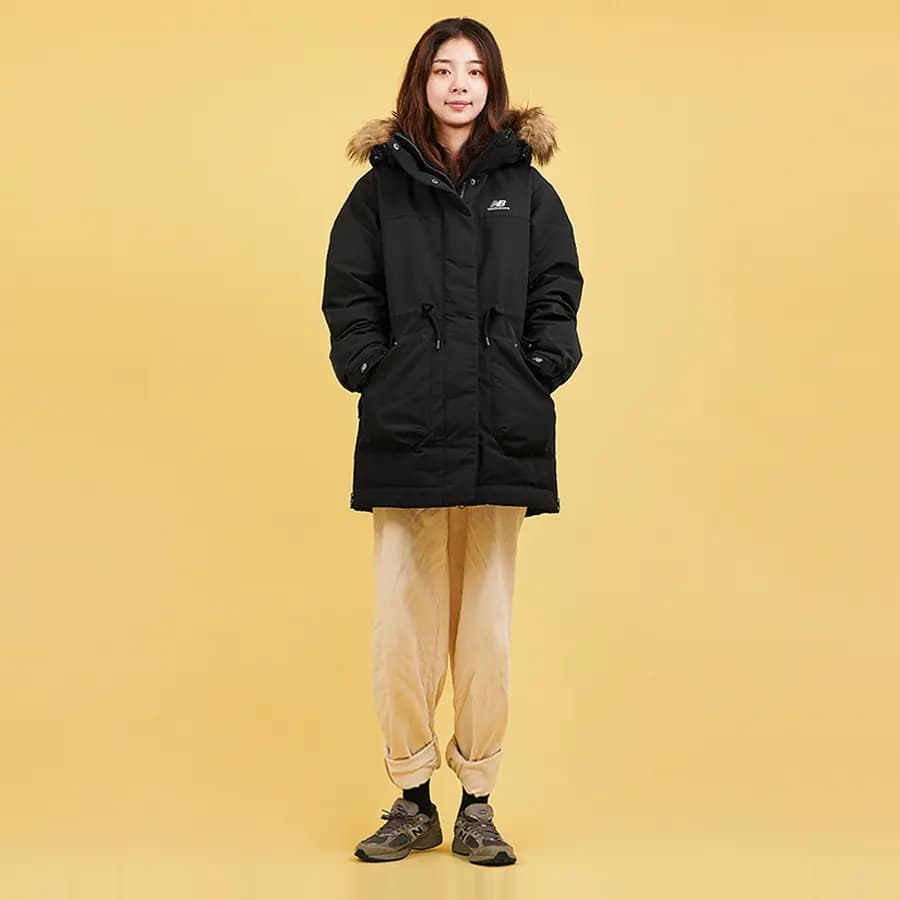 New Balance IU Qadın Gödəkçəsi Qara 3