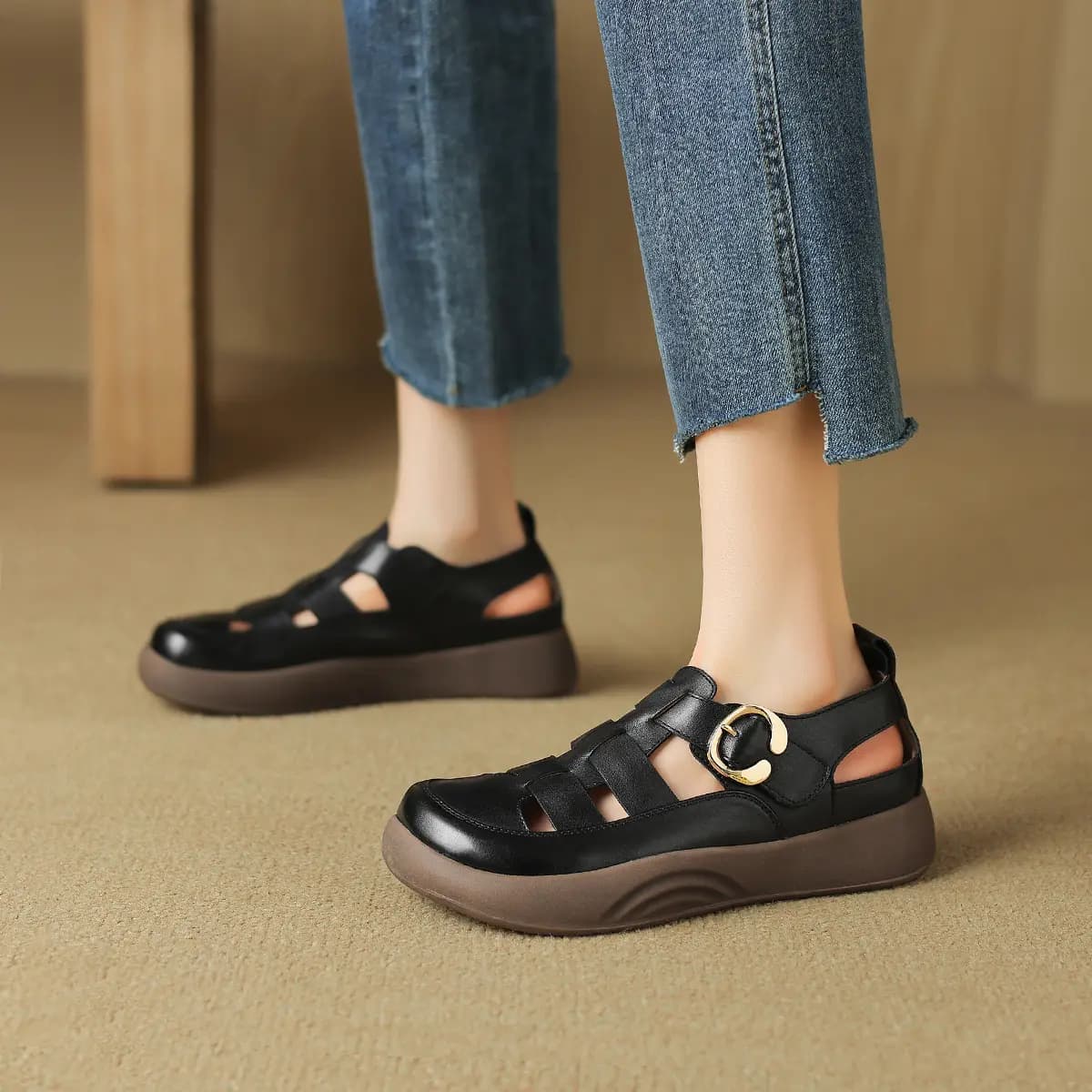D:FUSE SCANDINAVIA Roman Sandals Women's 7