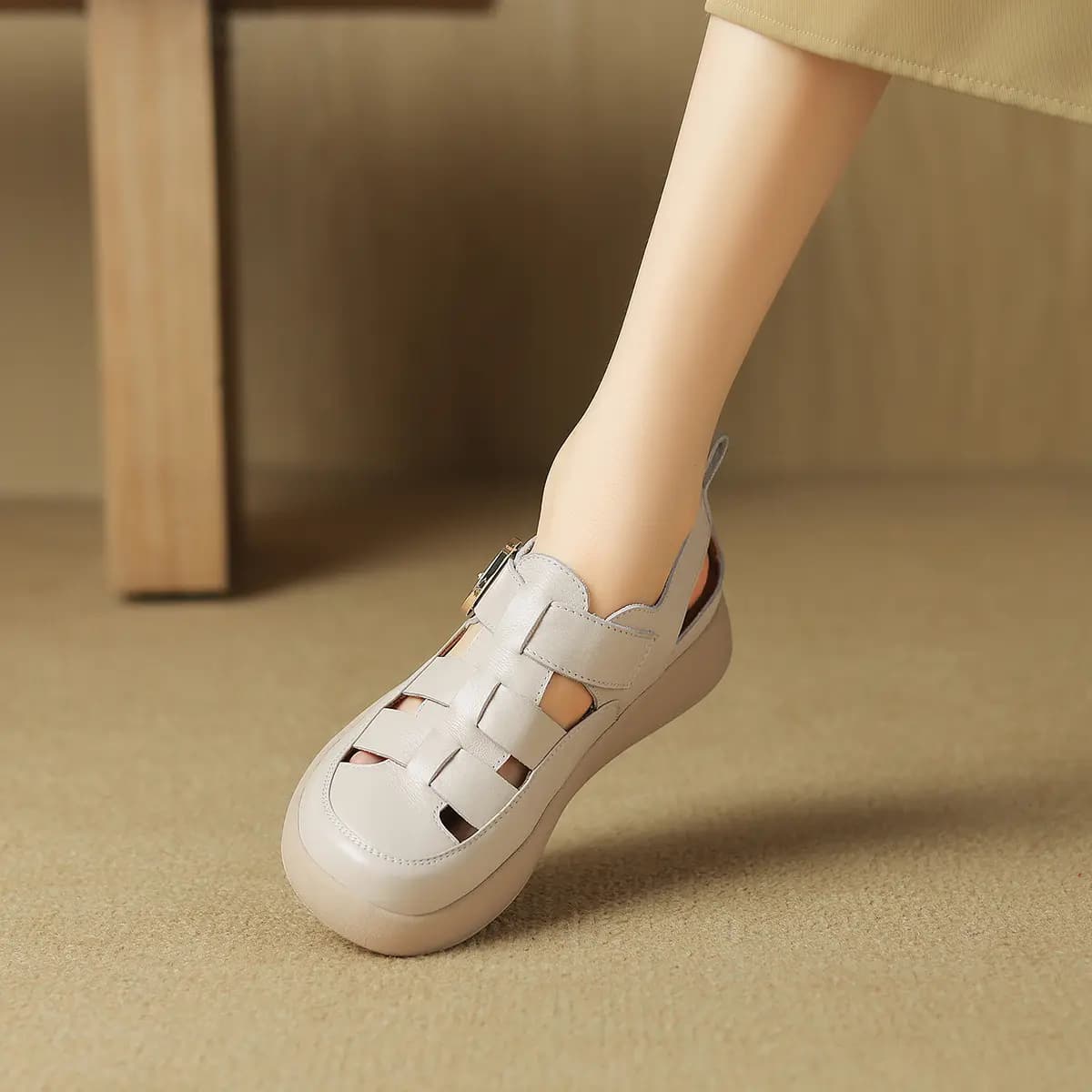 D:FUSE SCANDINAVIA Roman Sandals Women's 11