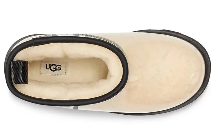 UGG Classic Clear Mini II Boot Natural Black Kids 5