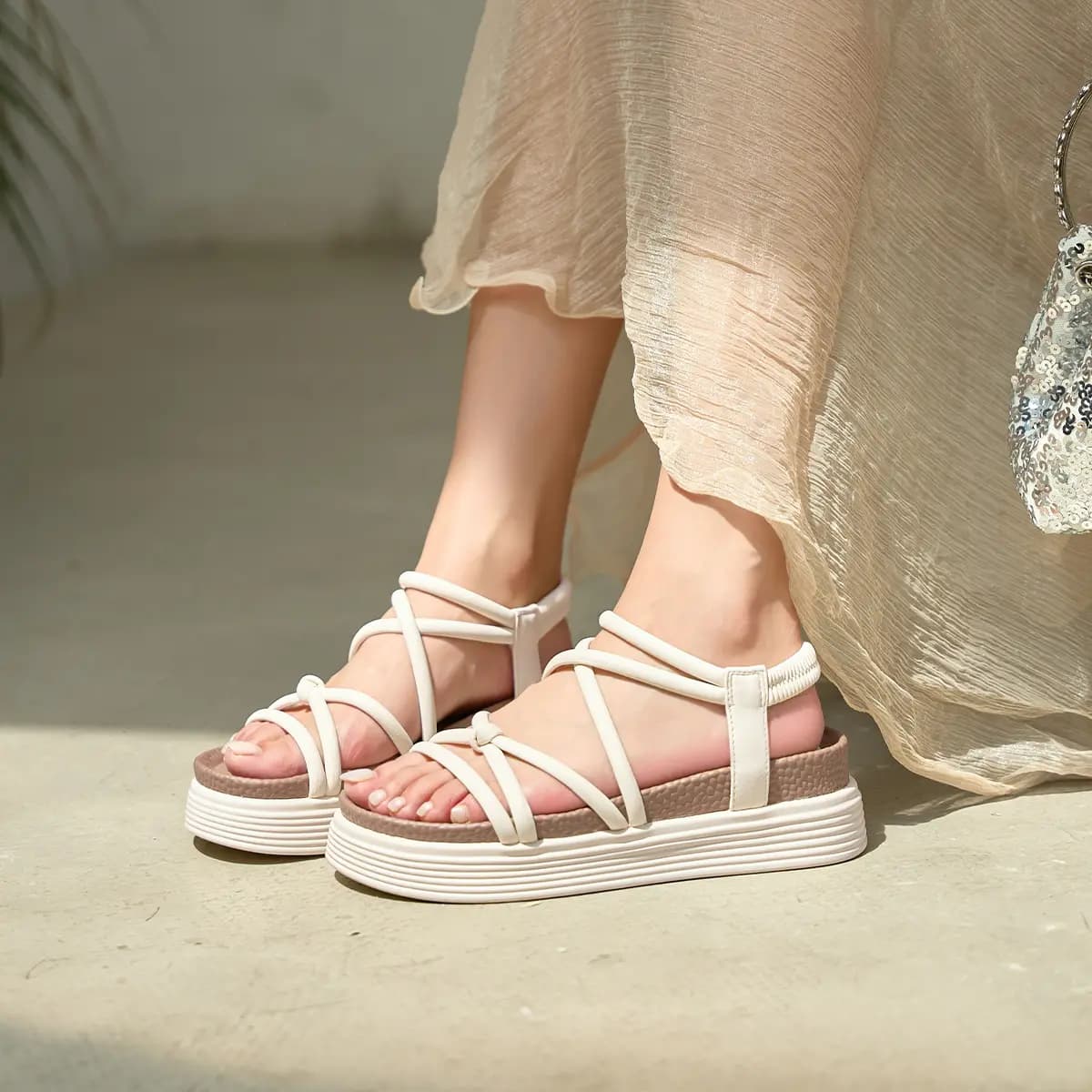 HLA Thick Sole Sandals Women's New Simple Versatile Soft Sole Elastic Band Beach Roman Sandals 14