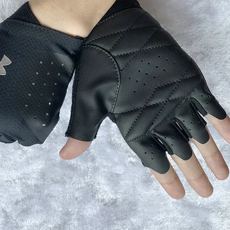Under Armour Qadın Əlcəyi 7