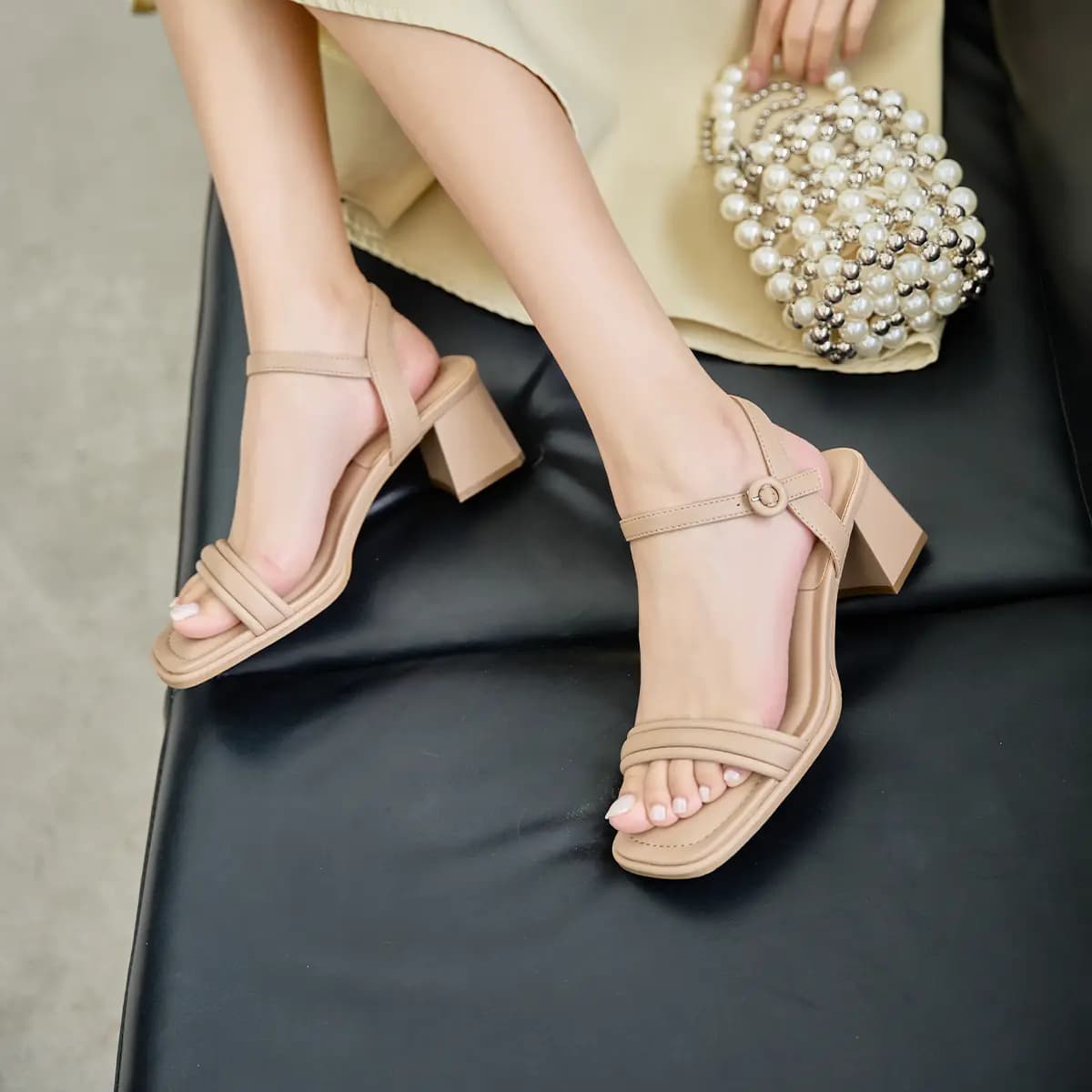 HLA PU Simple Fashion Versatile Commuter One-Strap Sandals Women's 15
