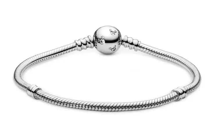 Pandora Disney Moments Mickey Bracelet 2