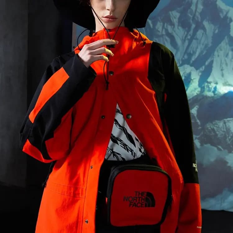 THE NORTH FACE 1994 Collection Breathable Windbreaker Jacket Unisex Red 3