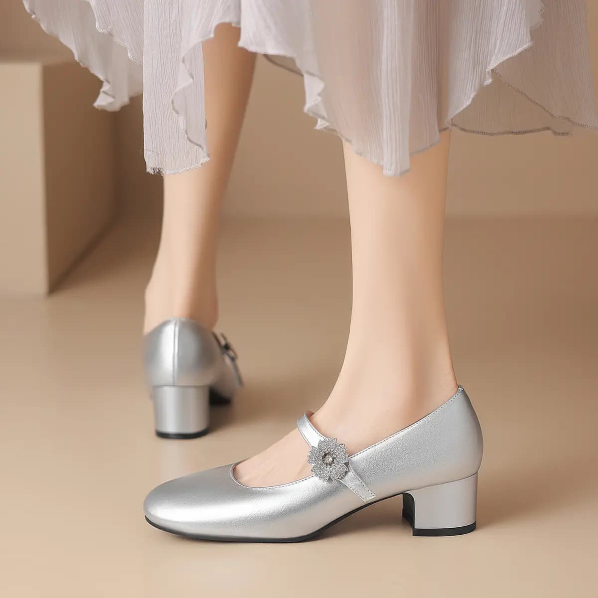 ZHR Top Grain Cowhide Leather, Mirror-Finish Simple, Rhinestone Buckle Elegant, Camellia Print, Fashion Commute, Chunky Heel Mary Jane Shoes 4.5cm Women's 14