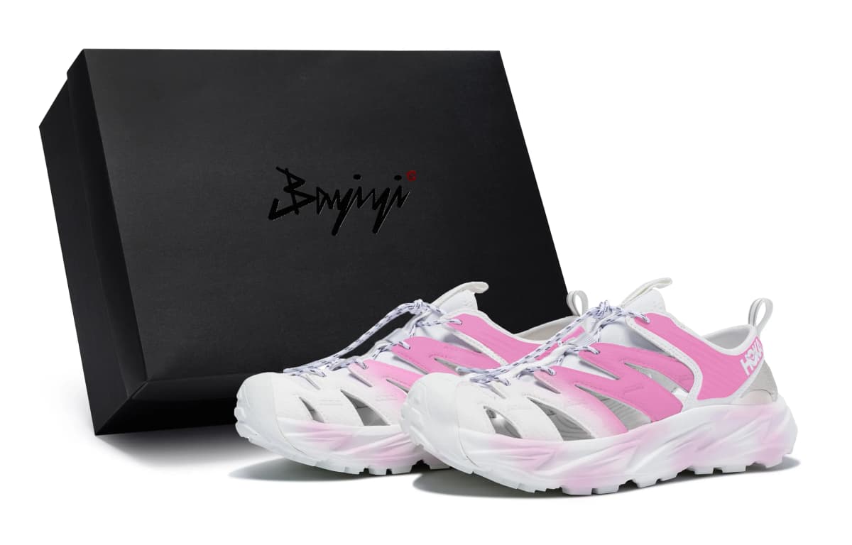 HOKA ONE ONE Hopara Series 811 Manufacture Gradient Barbie Special Shoe Box River Trekking Shoes Unisex Pink White 7