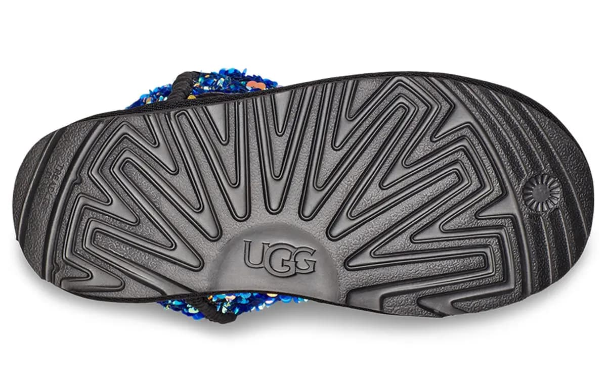 UGG Classic II Stellar Sequin Snow Boots Black Teenagers 6