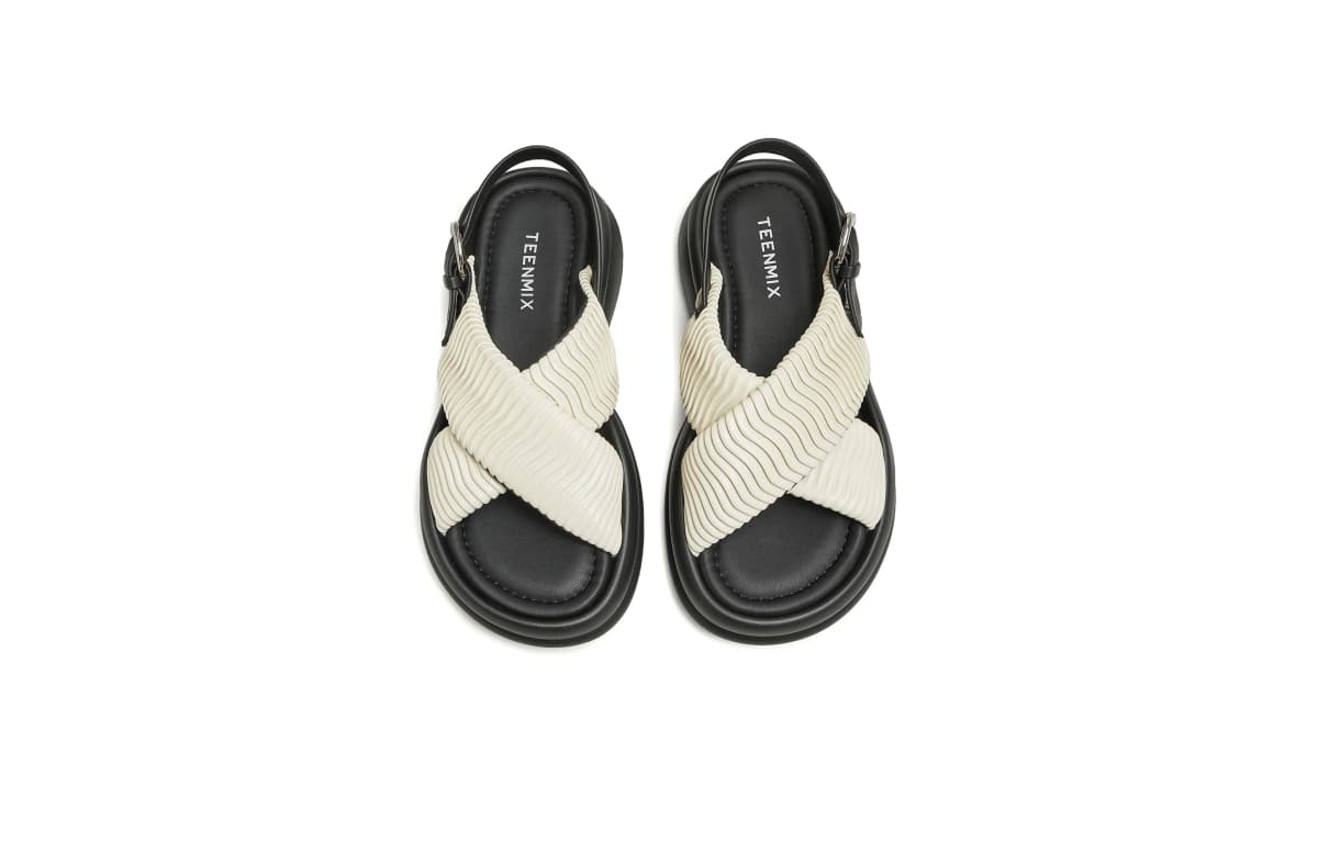 teenmix Thick Sole Comfortable One-Strap Sandals Women's 24