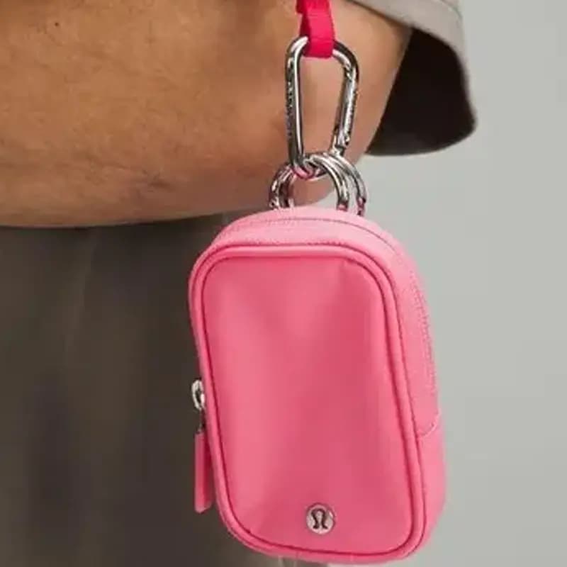 lululemon Athletica Clip-On Nano Açar Çantası Qadın Albalı Çiçəyi Çəhrayı 4