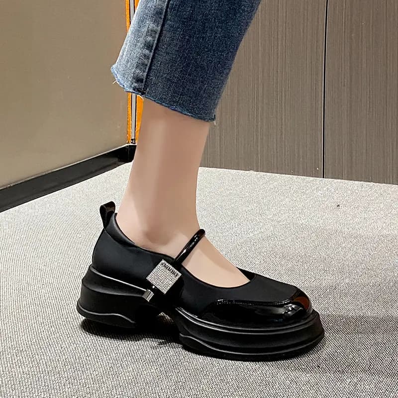 Bull Charm Block Heel Mary Jane Ayaqqabı Qadın 3