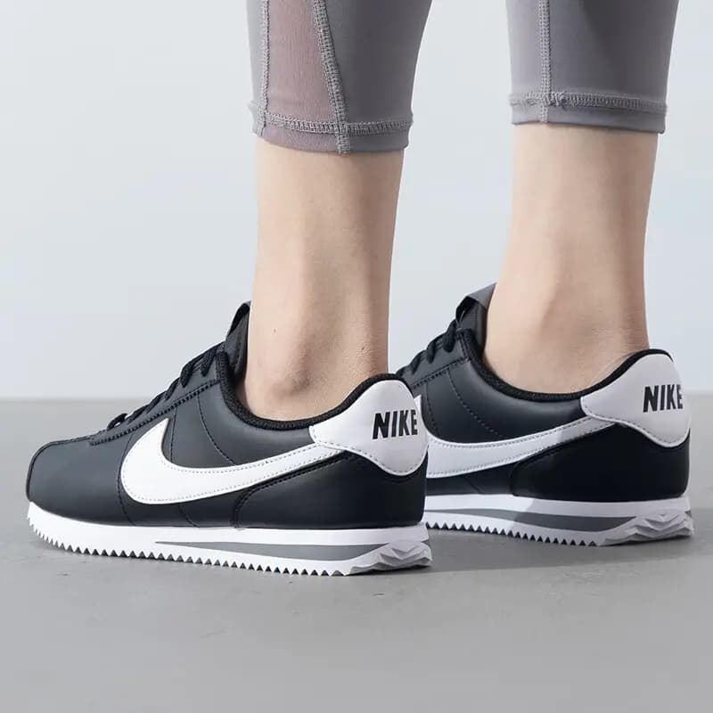 Nike Cortez Uşaq İdman Ayaqqabısı Qara/Ağ 3