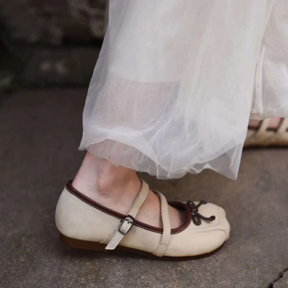 ARTMU Calf Leather Fashion Versatile Simple Elegant Flat Mary Jane Shoes Women's 11
