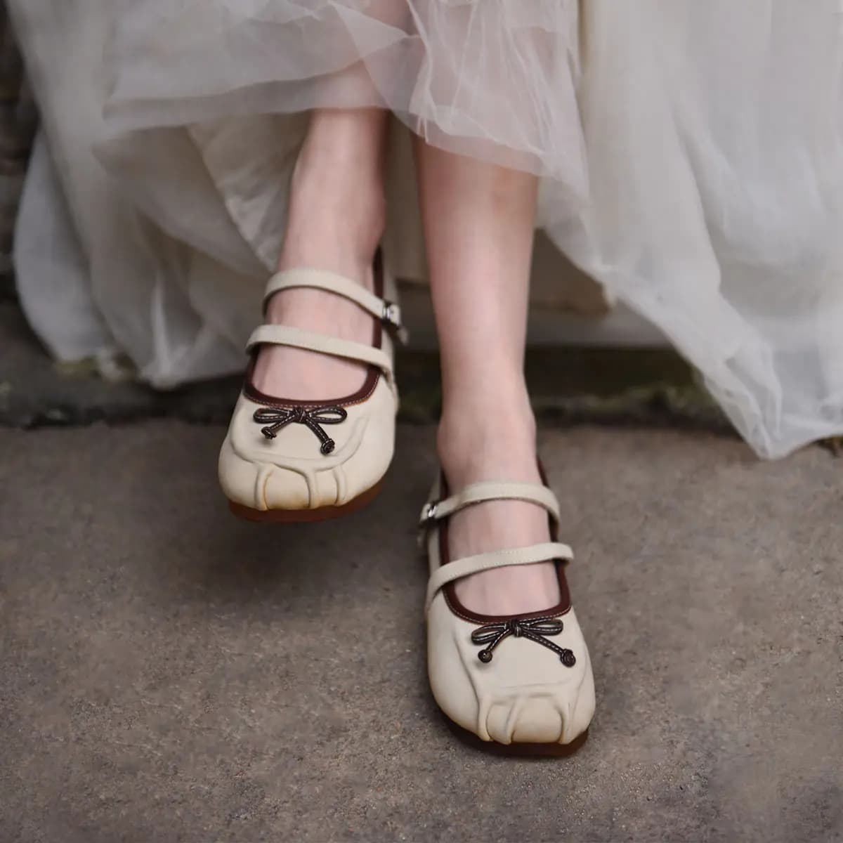 ARTMU Calf Leather Fashion Versatile Simple Elegant Flat Mary Jane Shoes Women's 8