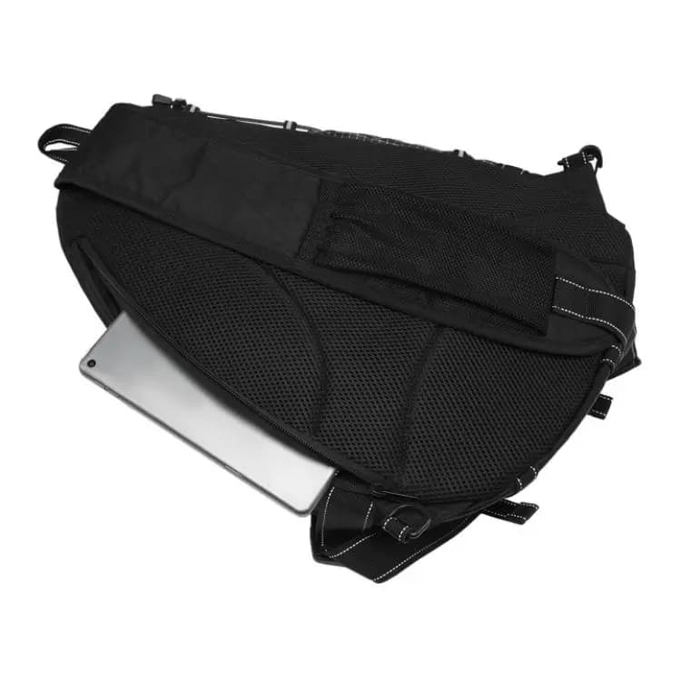 LiNing CF Series Reflektorlu Sinə Çantası Unisex Qara 7