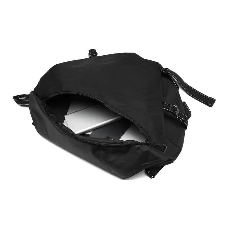 LiNing CF Series Reflektorlu Sinə Çantası Unisex Qara 6