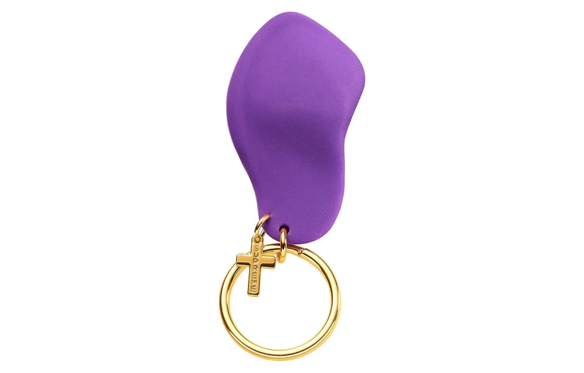 Supreme SS21 Keychains Unisex Gold 2