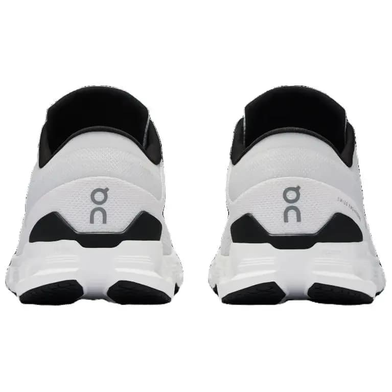 Cloud X 4 On 'Ivory Black' 4