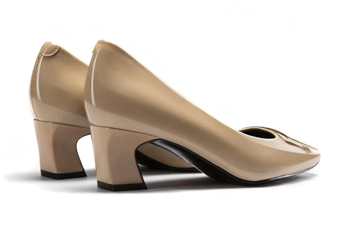 NINE WEST Women's Cowhide Leather Simple Fashion Shallow Square Toe Commuter Date Dinner Elegant Versatile Patent Leather Pointed Heels 5cm Apricot/Black/Off-White 31