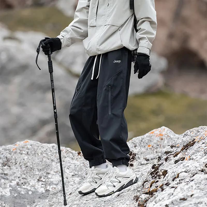 Jeep Unisex Hiking Outdoor High-Street Functional Solid Color Tapered Lightweight Cargo Pants 18