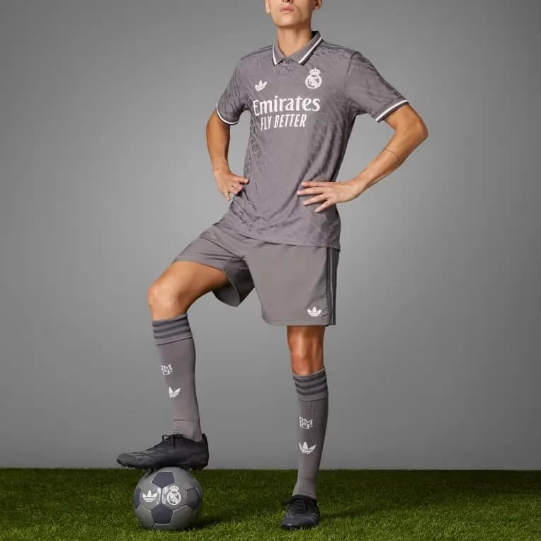 adidas originals Real Madrid 24/25 Third Authentic Jersey Slim Fit 4