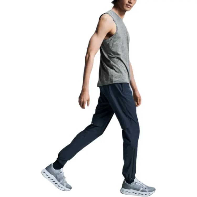 On Sports Pants Men Midnight 4