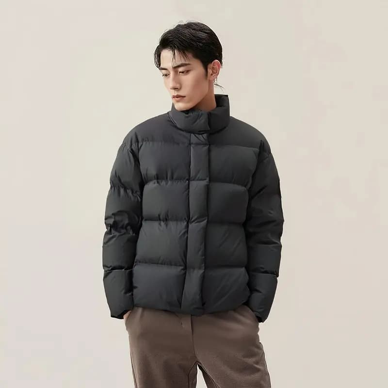 UNIQLO Solid Color Stand Collar Waterproof Comfortable Soft Down Coat Women's Black 2