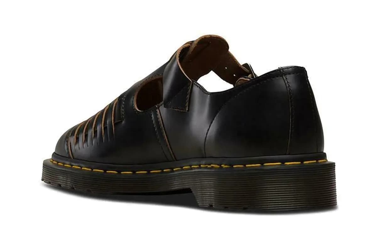 Dr. Martens Mica Sandal Qara 5