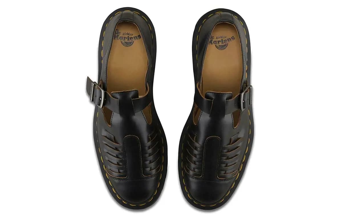 Dr. Martens Mica Sandal Qara 4