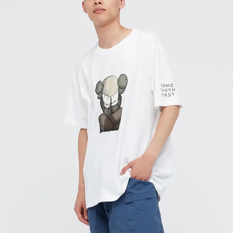Kaws X UNIQLO Kaws Kolleksiyası Köynək Unisex Ağ 3