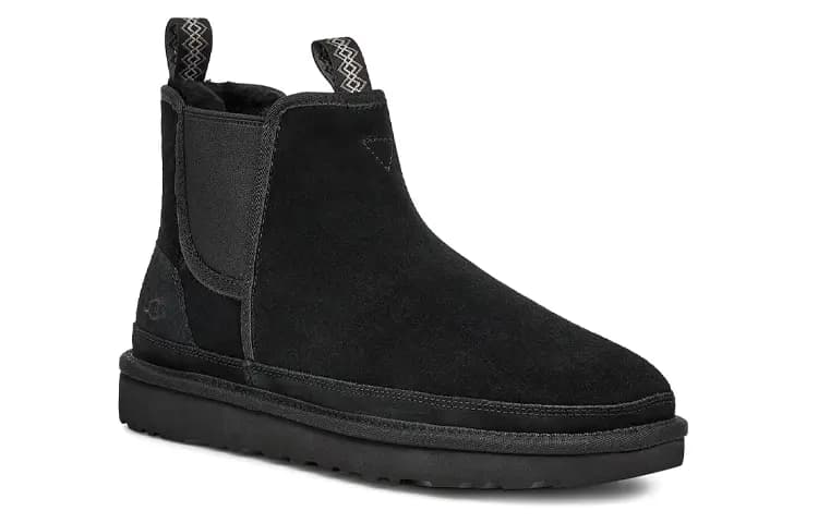 UGG Neumel Chelsea Boot Qara 3